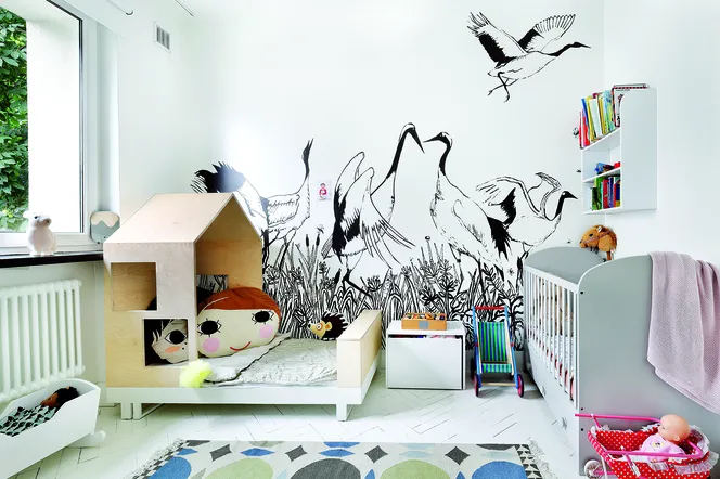 Pokój dla dzieci pobudzający wyobraźnię. Oto kreatywna przestrzeń Marysi i Frania