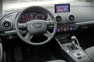 NOWE Audi A3 2.0 TDI - TEST, opinie, zdjęcia, wideo - DZIENNIK DZIEŃ 4: Wnętrze, bagażnik i wyposażenie