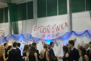 Studniówka w liceum Poniatowskiego