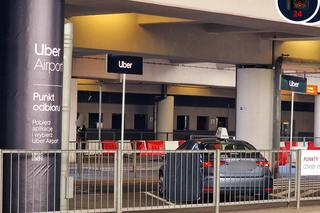 Uber zaczął obsługę pasażerów na lotnisku Chopina. Kończy się taksówkarski monopol