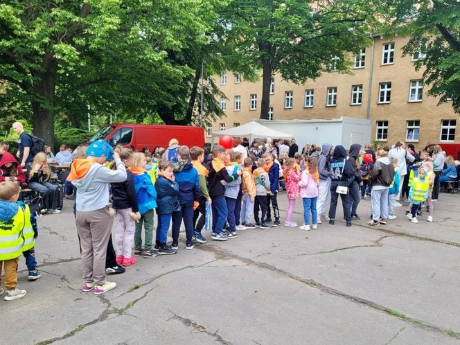 Dzień Otwartych Koszar w Szczecinie – historia, pasja i integracja pokoleń dzięki Programowi Społecznik