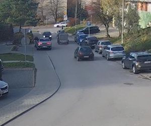 Porwanie w centrum Olkusza! 42-latek wciągnięty do auta na oczach świadków