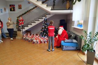 W 2024 roku rozwożenie słodkości dzieciom zajęło dwa dni. Obdarowanych zostało 10 placówek i SOS Wioska Dziecięca w Siedlcach