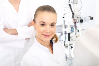 Test Schirmera - badanie pomocne w diagnostyce zespołu suchego oka