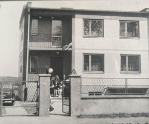 Prototypowy dom kostka lata 70. - projekt zakładów Fadom