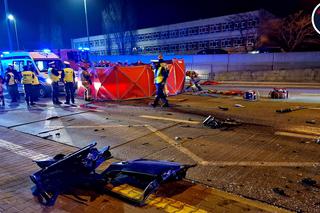 Jechał pod prąd i zmiażdżył nadjeżdżający samochód. Śmiertelny wypadek na Mokotowie