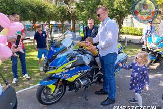 Policjanci pojawili się na festynie rodzinnym na Pomorzanach. Zrobili furorę wśród dzieci!