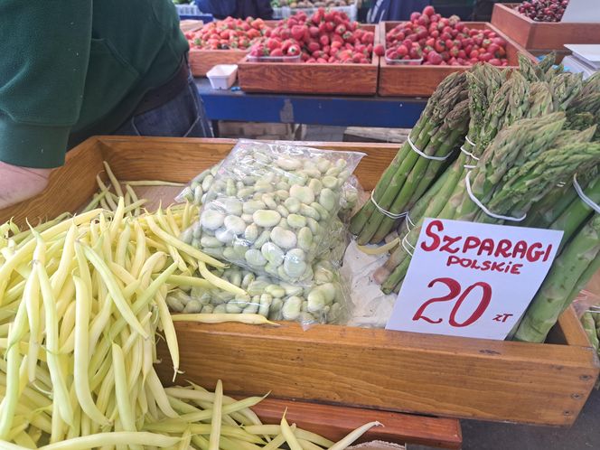 Ceny bobu na Starym Kleparzu w Krakowie