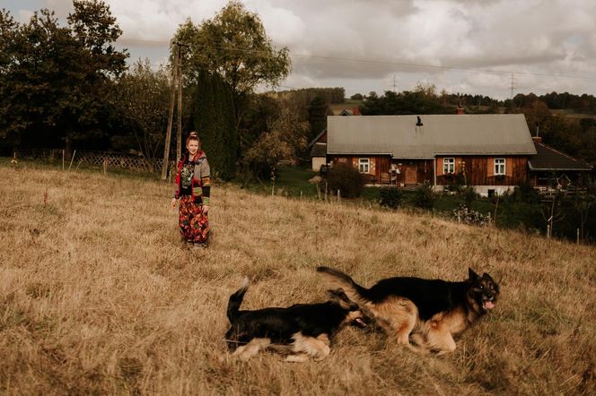 „Sielskie klimaty – wypoczynek blisko natury”: Dom Słońca i Owcy w Kąśnej Górnej