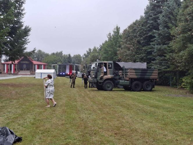 Piknik wojskowy w Kałkowie Godowie