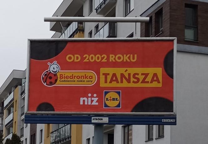 Plakat reklamowy Biedronki (21.02.2024)