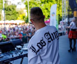 Dąbrowa Summer Festival 2023. W piątek, 7 lipca, wystąpili: Zenek Martyniuk z zespołem Akcent oraz grupa DiscoBoys