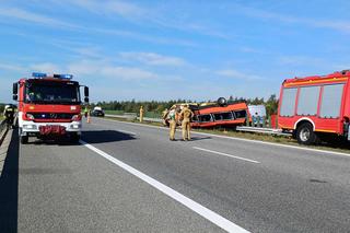 Wypadek busa na autostradzie A4 [GALERIA]