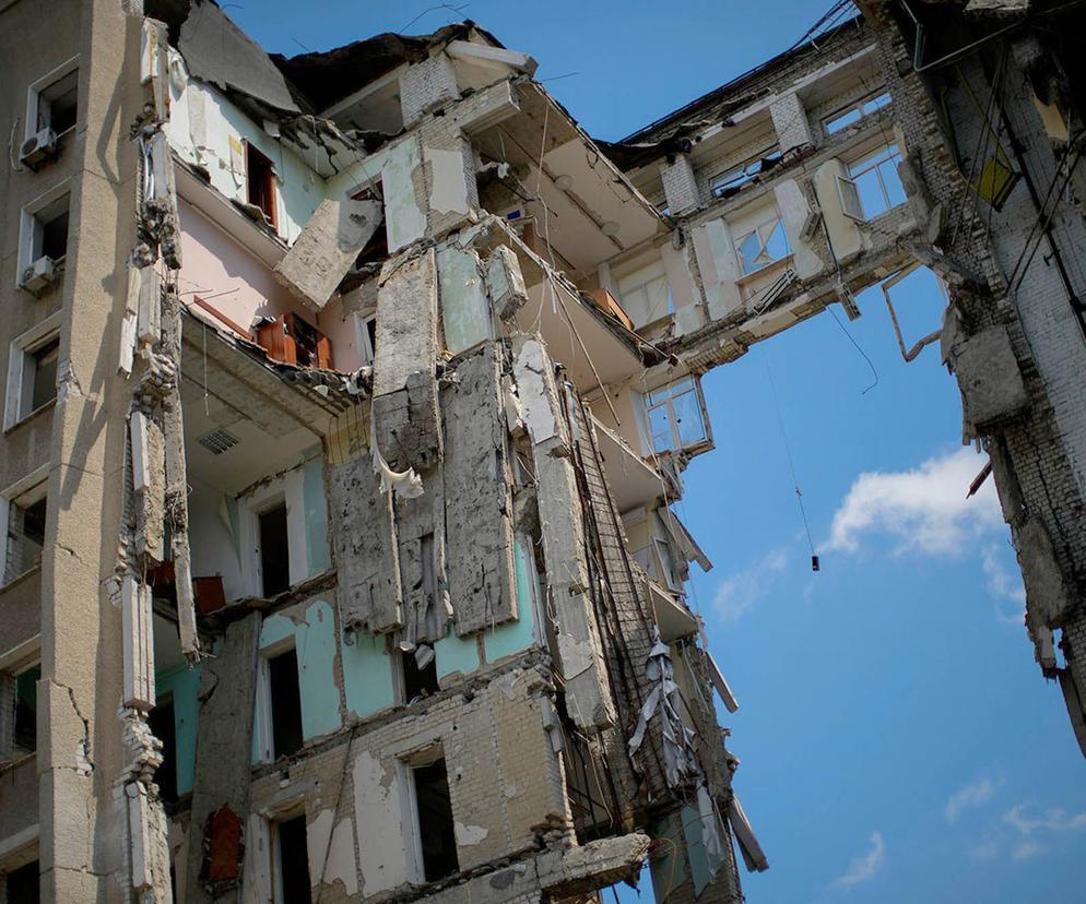 Ruiny ostrzelanego przez Rosjan budynku