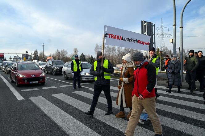 Protest na zakopiance w Gaju