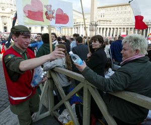Tak wyglądał pogrzeb Jana Pawła II w Watykanie
