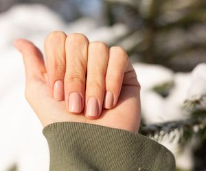 Cappuccino, biszkopt, karmel, czekolada. Najmodniejsze kolory na paznokciach przywodzą na myśl apetyczne desery!