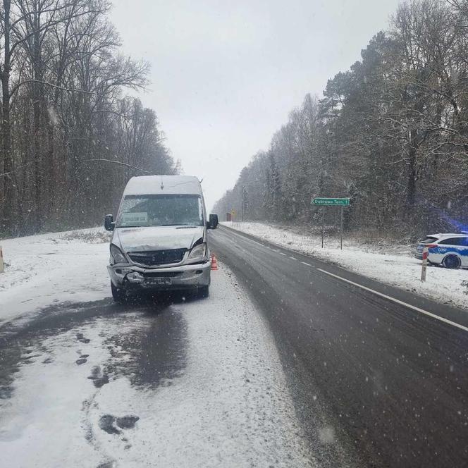 Atak zimy w woj. lubelskim. Na drogach w regionie wiele wypadków i kolizji