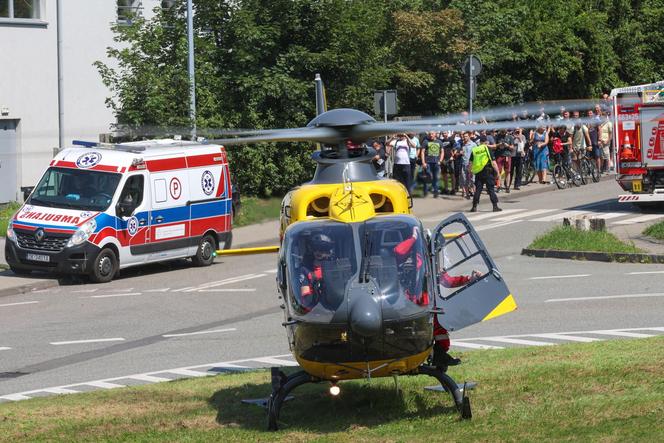 Wstrząs w kopalni Rydułtowy. Jeden górnik transportowany na powierzchnię, akcja przerwana