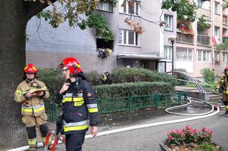 Pożar na ulicy Fabrycznej w Warszawie