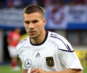 Podolski do zawodnika Śląska: kupię twoją rodzinę! 