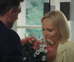 M jak miłość odc. 1876. Dorota (Iwona Rejzner), Bartek (Arkadiusz Smoleński)