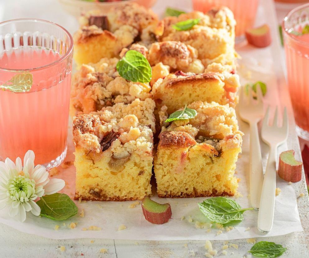 ciasto z rabarbarem na maślance