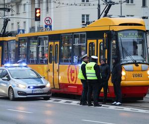 Tramwaj potrącił pieszego w Warszawie (28.11.2023)