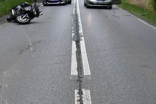 Ciągowice. Nie żyje 42-letni motocyklista. Wpadł pod nadjeżdżającą skodę