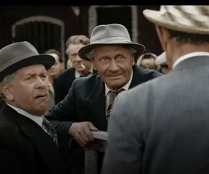 Te teksty są już kultowe! Spróbuj dopasować frazy do Kargula i Pawlaka! Podołasz w quizie z komedii Sami Swoi?