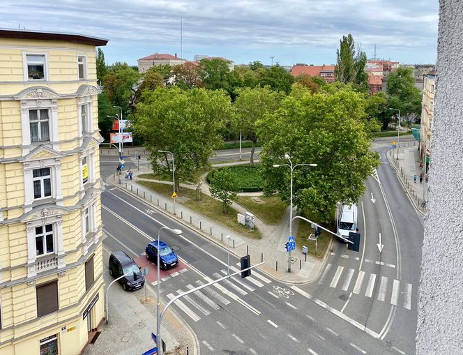 Wrocław. 15 lat "libacji na skwerku"