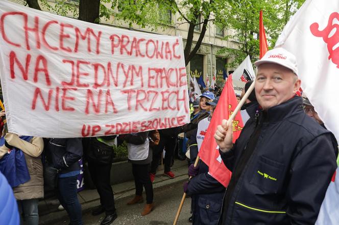 Protest pracowników Poczty Polskiej w Warszawie