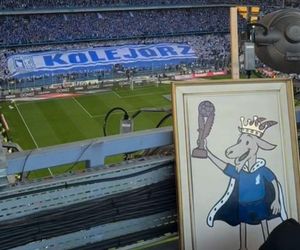 KaWu uwiecznił 9. tytuł Lecha Poznań. Wyjątkowy obraz trafił na cel charytatywny