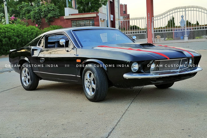 Indyjska replika Forda Mustanga