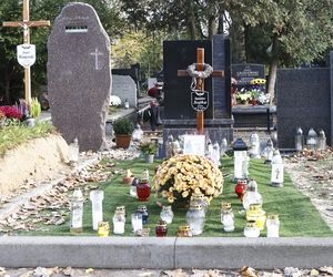 Tak wyglądają groby Zapasiewicza, Tyma, Kołaczkowskiej, Stoparczyk