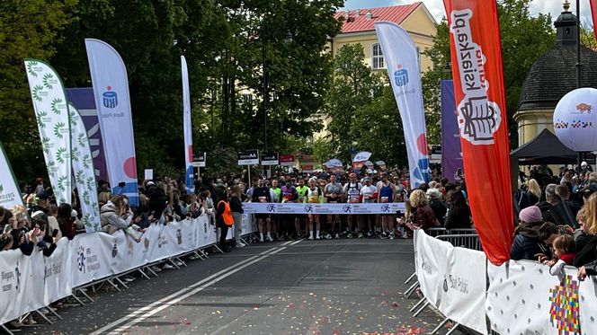PKO Białystok Półmaraton 2025. Biegacze opanowali Białystok. Ale się działo! [ZDJĘCIA, WYNIKI]