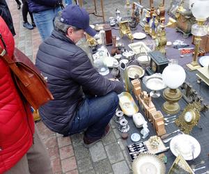 Stare, ale jare! Lubelska Giełda Staroci po raz kolejny przyciągnęła tłumy