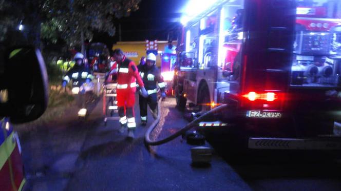 Ćwiczenia służb na ptrzejeździe w Wymysłowie