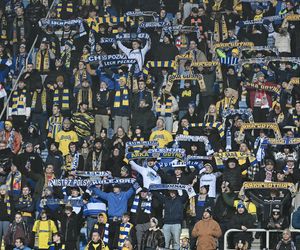 Arka Gdynia - Lech Poznań: Zdjęcia kibiców z meczu 15. kolejki PKO BP Ekstraklasy