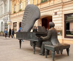 To polskie miasto bije rekordy popularności wśród turystów. W lutym otworzy się tu jeden z największych parków rozrywki w Europie