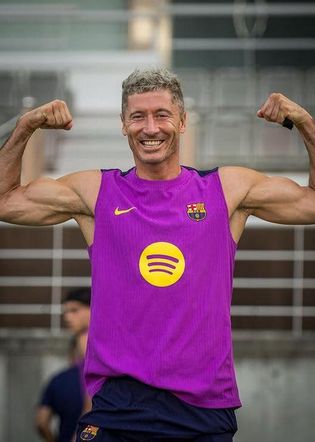 Robert Lewandowski i Wojciech Szczęsny w Azji