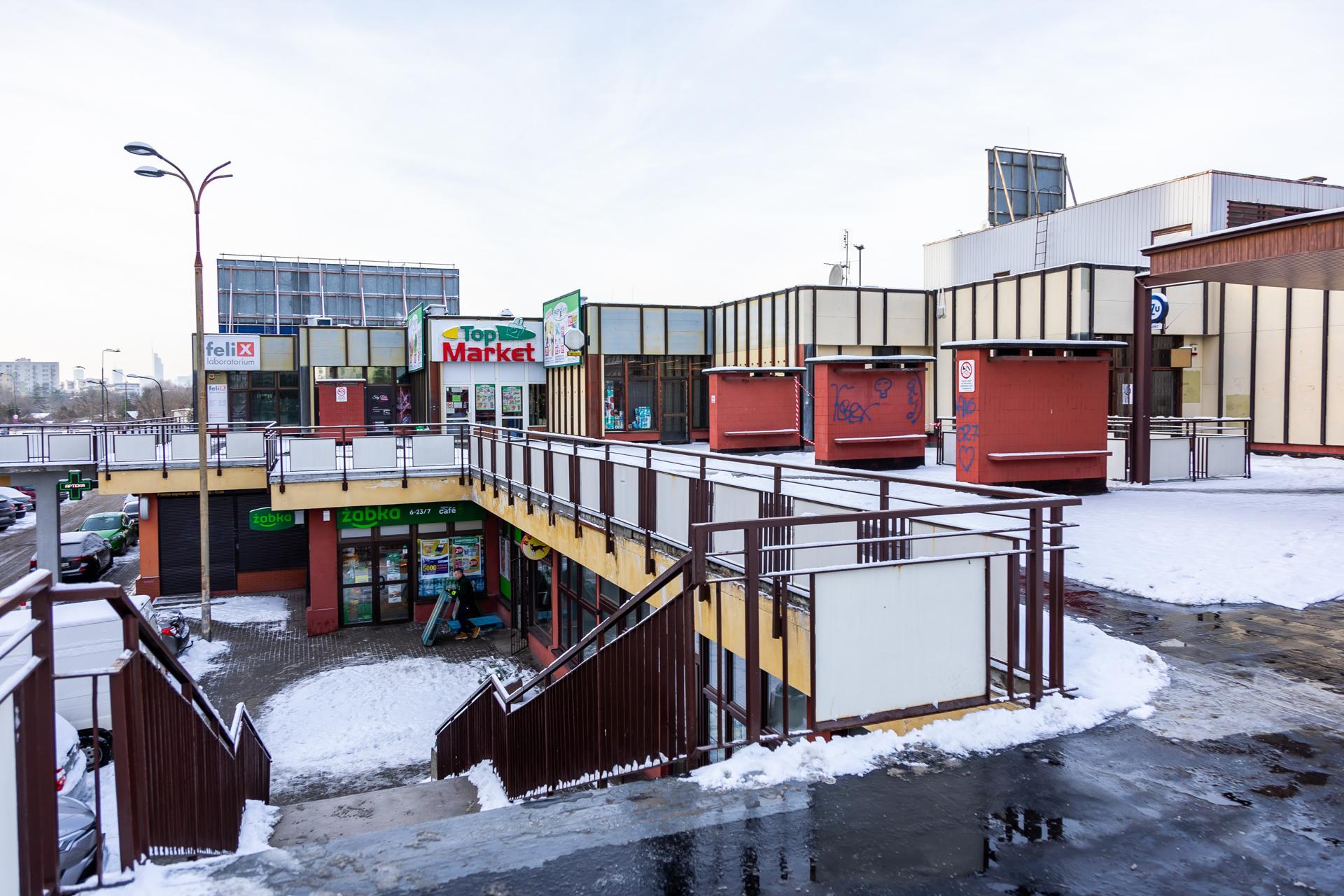 Przyczółek Grochowski - zdjęcia warszawskiego Pekinu. Zobacz, jak wygląda najdłuższy blok w Polsce