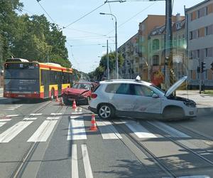 Wypadek na skrzyżowaniu w Tarpnie. Jedna osoba odwieziona do szpitala 