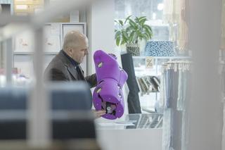 Paweł Kowal kupił manekina