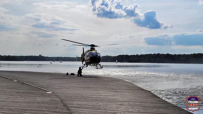 Wypadek na Paprocanach. Mężczyzna skoczył na główkę