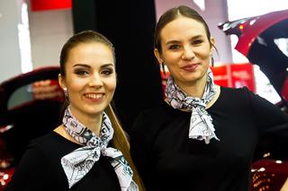 hostessy na targach Motor Show Poznań 2016