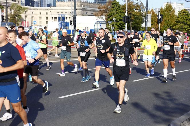 Uczestnicy 46. edycji Nationale-Nederlanden Maratonu Warszawskiego