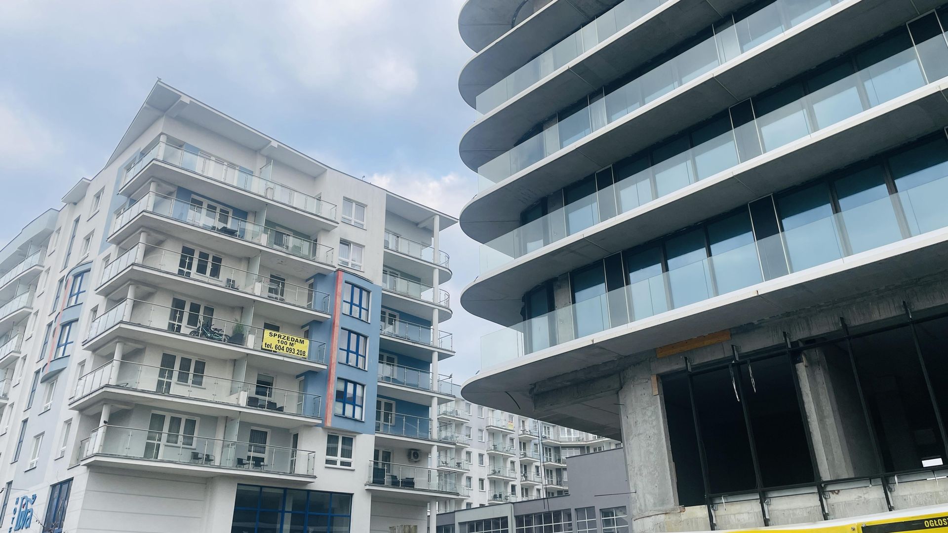 Niedokończony hotel Baltic Wave w Kołobrzegu