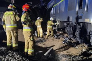 Zderzyły się pociągi w Kuźni Raciborskiej. Jeden z maszynistów trafił do szpitala