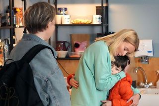 Barwy szczęścia odc. 3047. Dominika (Karolina Chapko), Sonia  (Weronika Nockowska),  Mateuszek (Filip Kowalewicz)